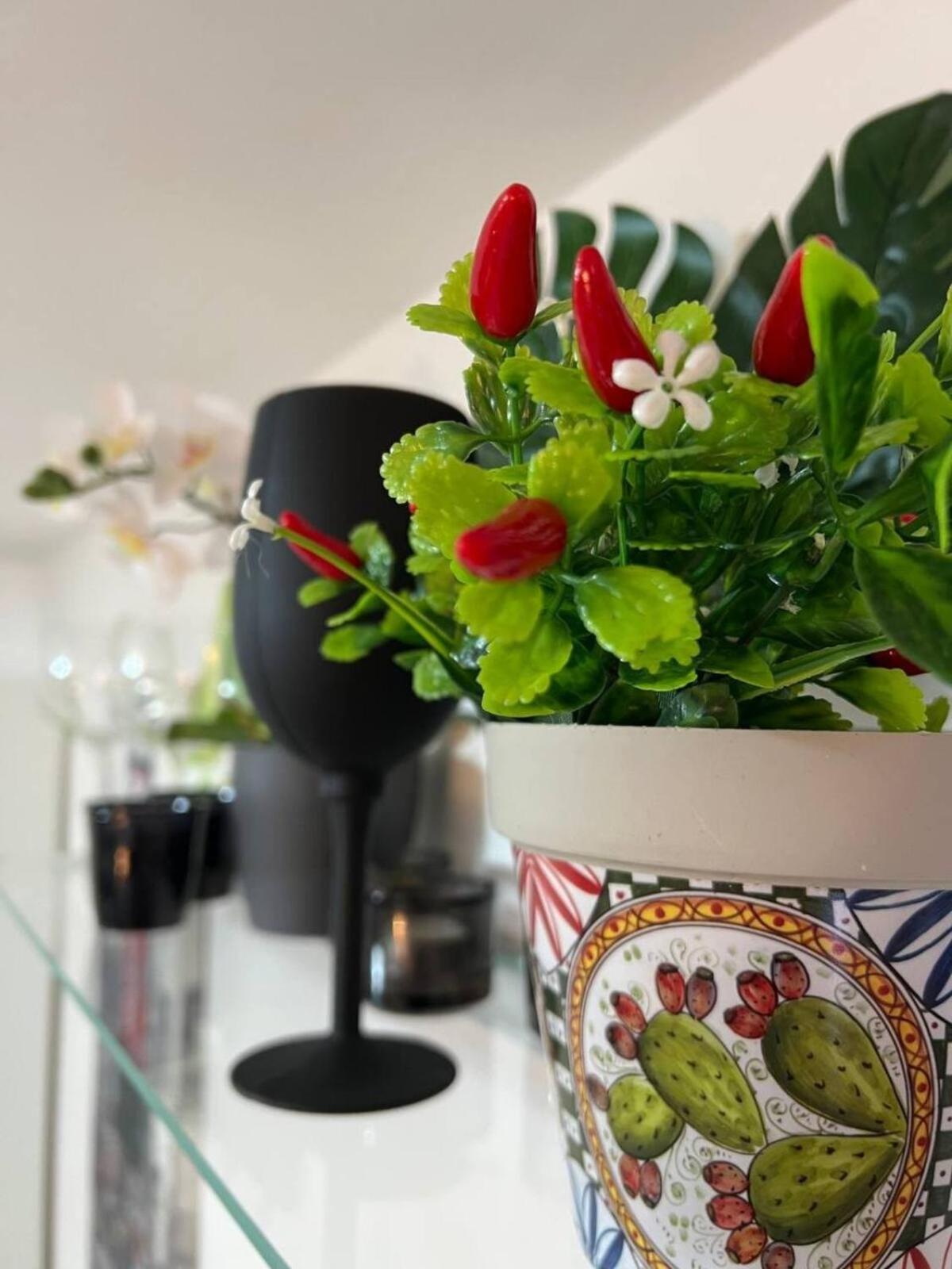 Borgo Santa Caterina - Fiera "Ventotto Holiday Home" Catania Bagian luar foto