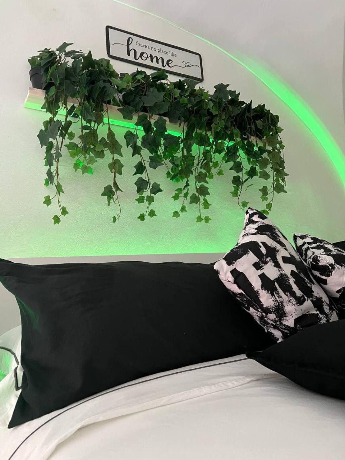 Borgo Santa Caterina - Fiera "Ventotto Holiday Home" Catania Bagian luar foto
