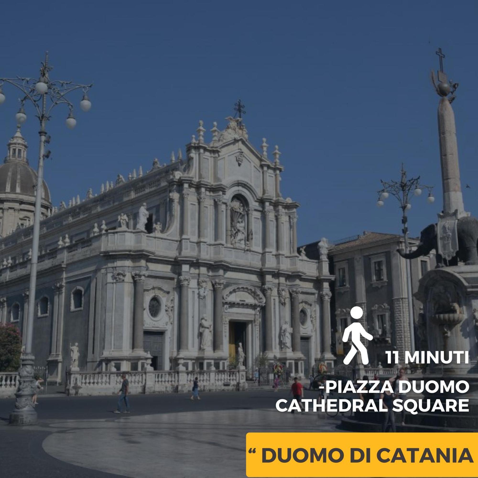 Borgo Santa Caterina - Fiera "Ventotto Holiday Home" Catania Bagian luar foto
